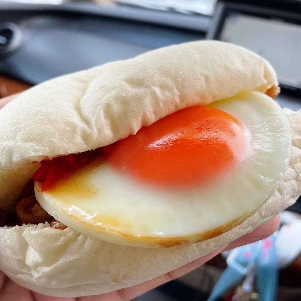 こっぺぱん専門 ハチトニ製パン