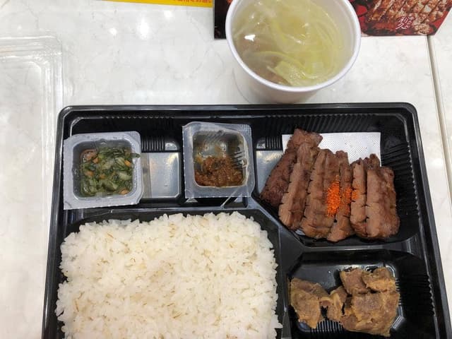 牛たん炭焼 利久 イオンレイクタウン店 - サブ画像3