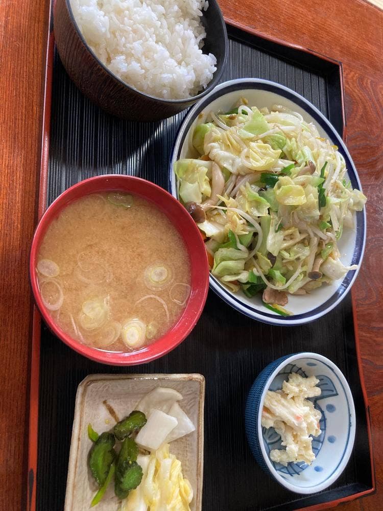 鹿の川食堂