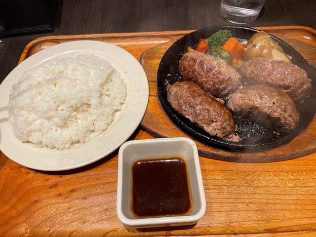 いしがまやハンバーグ テラスモール湘南店 - サブ画像2