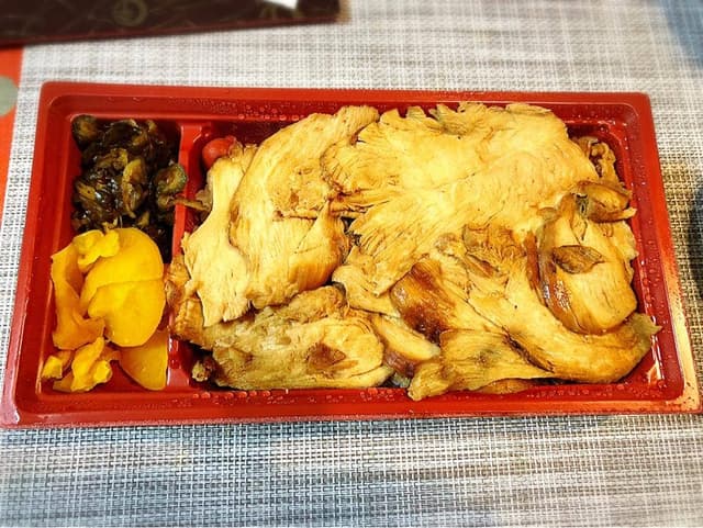 登利平 アズ熊谷店 - サブ画像2