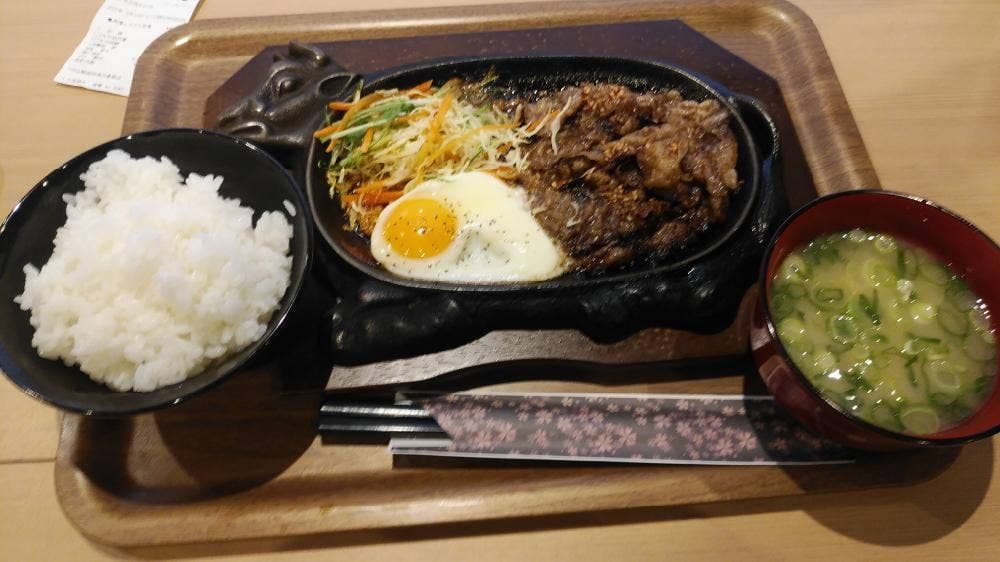 定食・お弁当 田べり