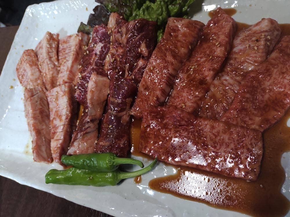 炭火焼肉 寿月