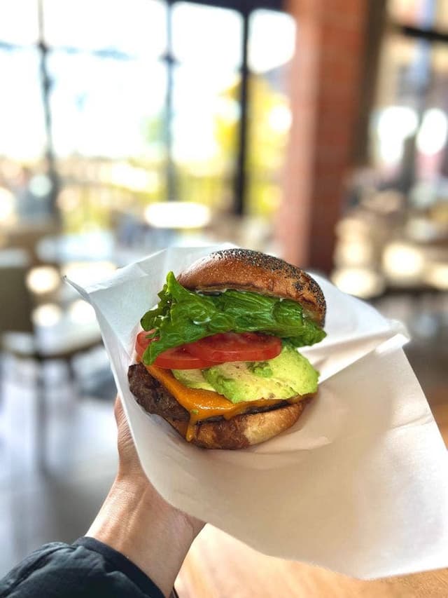 KUA`AINA 軽井沢店 - サブ画像3