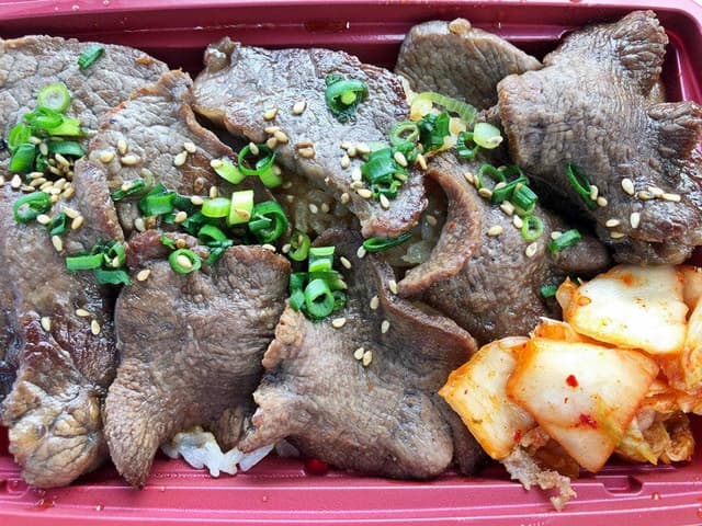 肉とニンニクそして飯 - サブ画像1