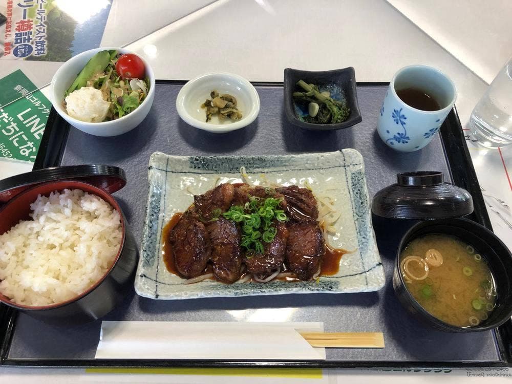 新岡山ゴルフクラブ レストラン