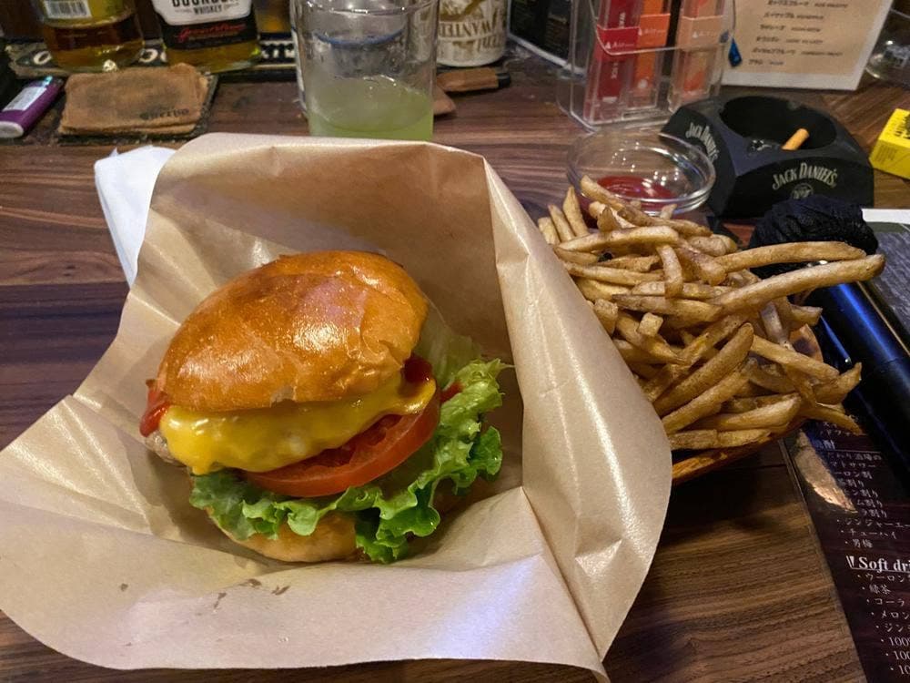 スポーツ&ダーツ DINING BAR THE BROOK すすきの店
