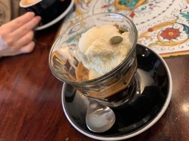 Curio Espresso and Vintage Design - サブ画像1