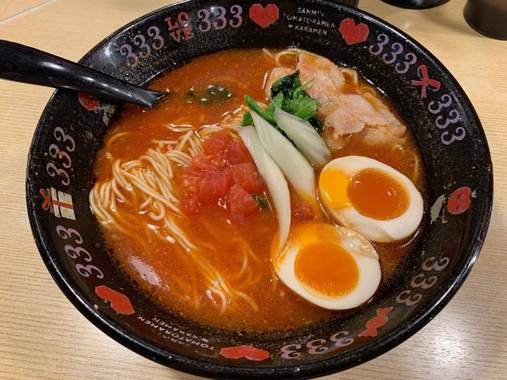 元祖トマトラーメン 三味 キャナルシティ博多ラーメンスタジアム店