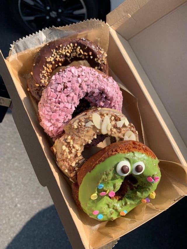 BARROW DOUGHNUTS - サブ画像3