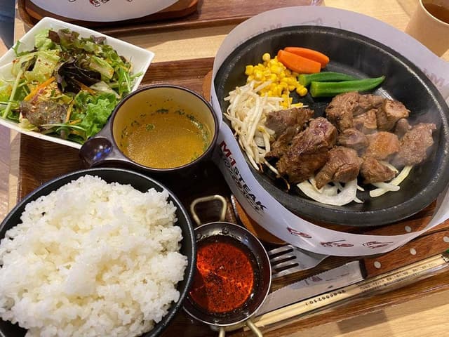 M-1ステーキ セブンパーク天美 - サブ画像1