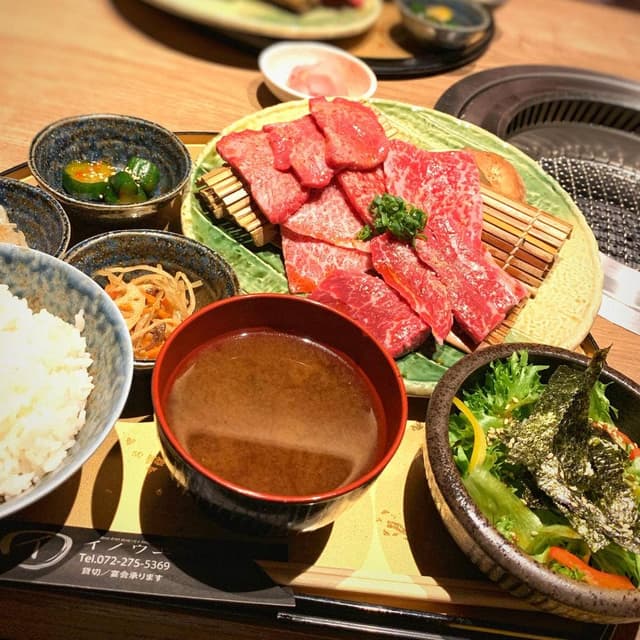 無煙個室焼肉 イノウエ なかもず店 - サブ画像1