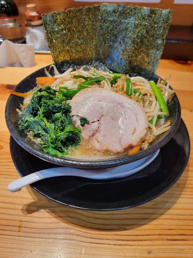 濃厚とんこつラーメン むしゃむしゃ - サブ画像1