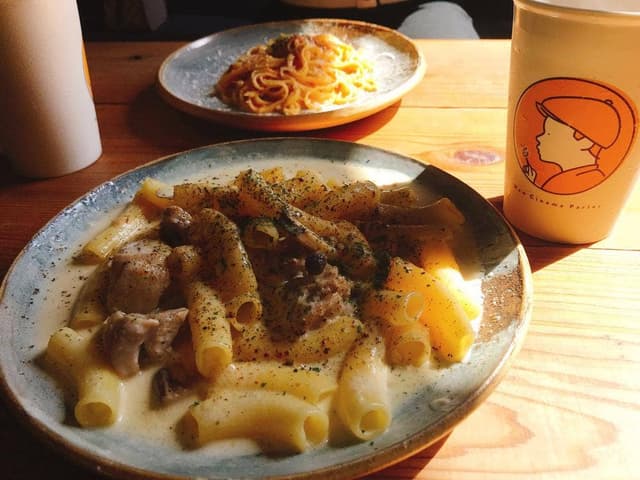 ニューシネマパーラー - サブ画像3