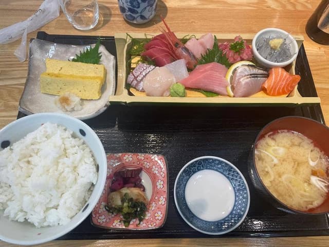 とろろ・海鮮料理 さんすい2号店 - サブ画像3