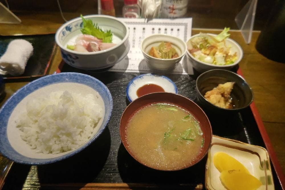 味な処 はちや