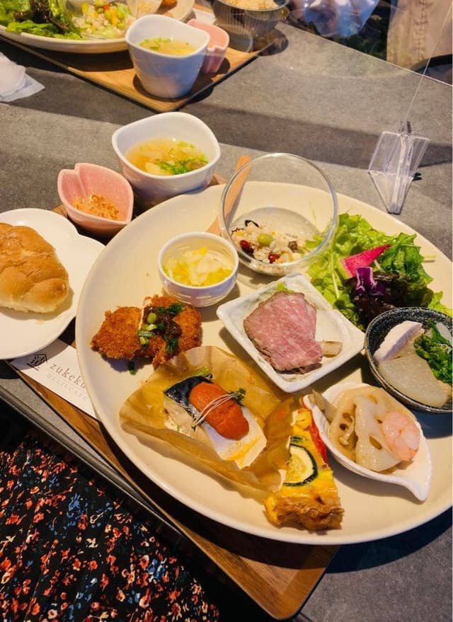 zukekura DELI&CAFE - サブ画像1
