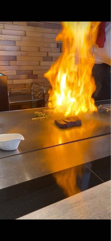 ステーキラウンジ 煉