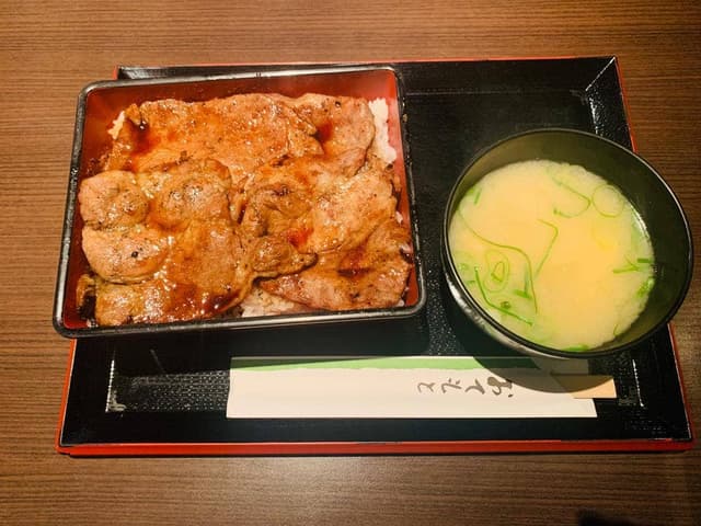 炭焼豚肉食堂 豚のまんま - サブ画像2