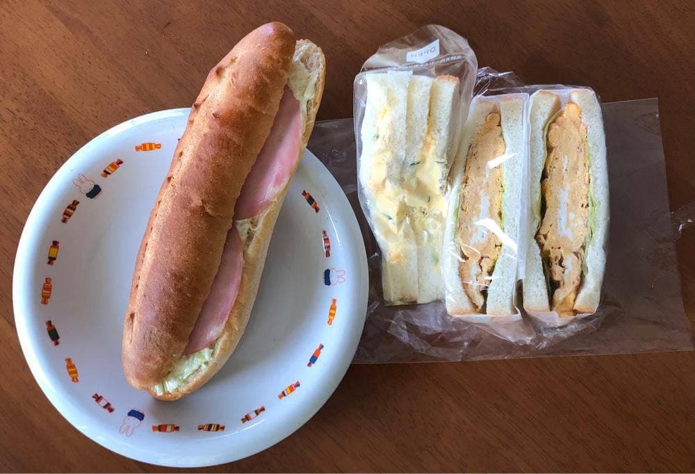 ベーカリーカフェサンポッポ