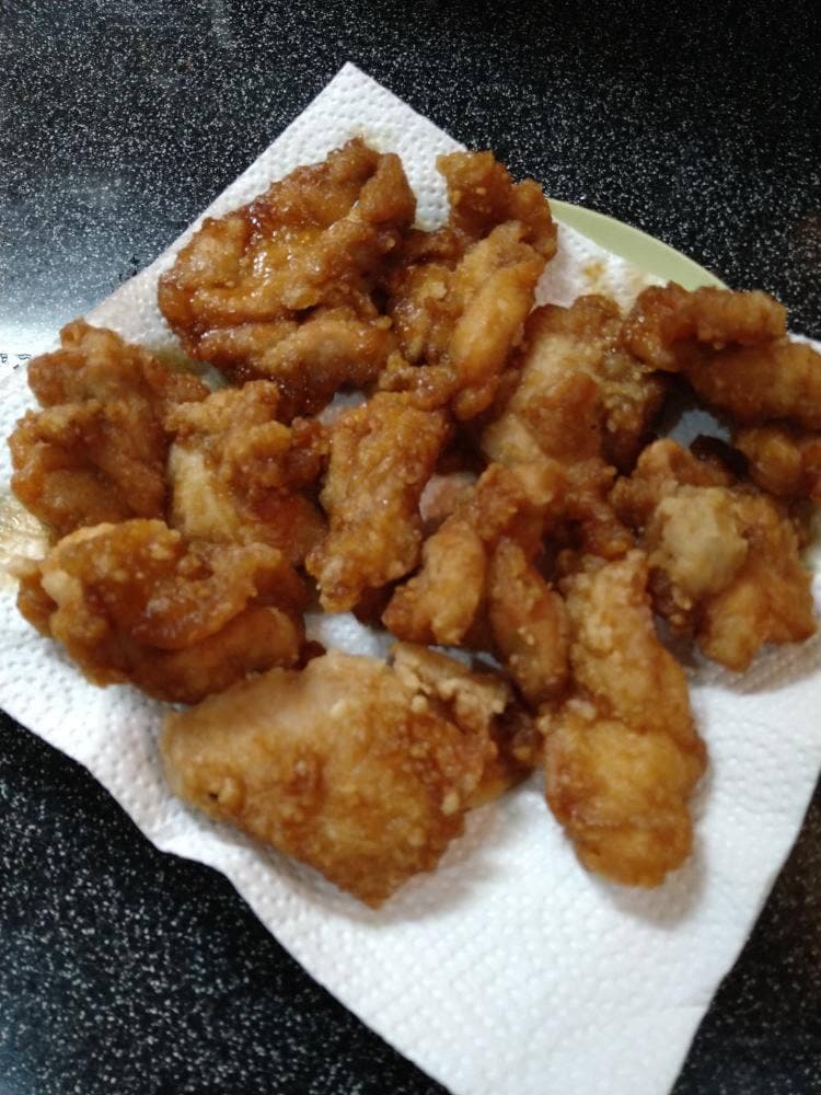 CHICKEN AND CHIPS