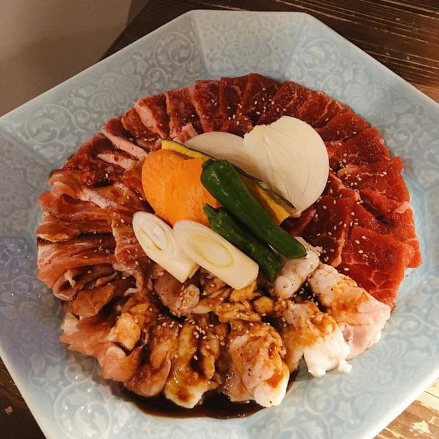 焼肉マルコウ 羽島店 - サブ画像1