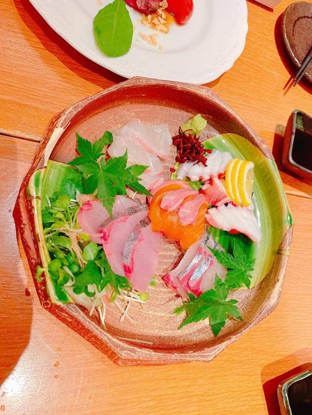 地鶏・地酒・地野菜 絆 三宮本店 - サブ画像1