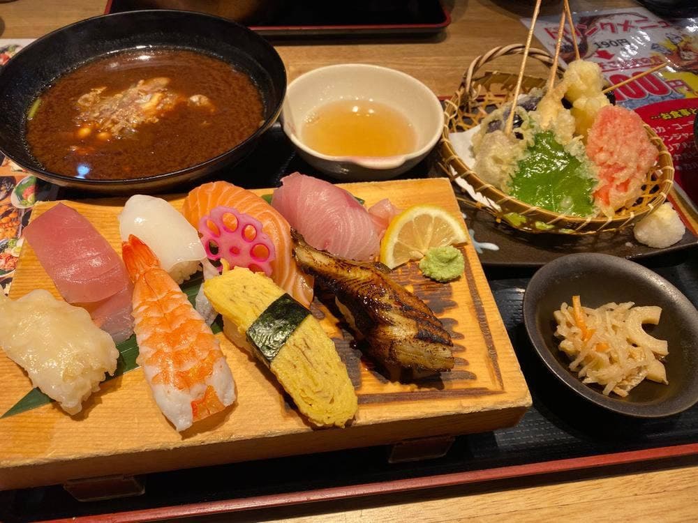 魚輝水産 湯里店