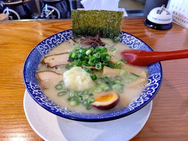 鶴亀堂 勝川店 - サブ画像2