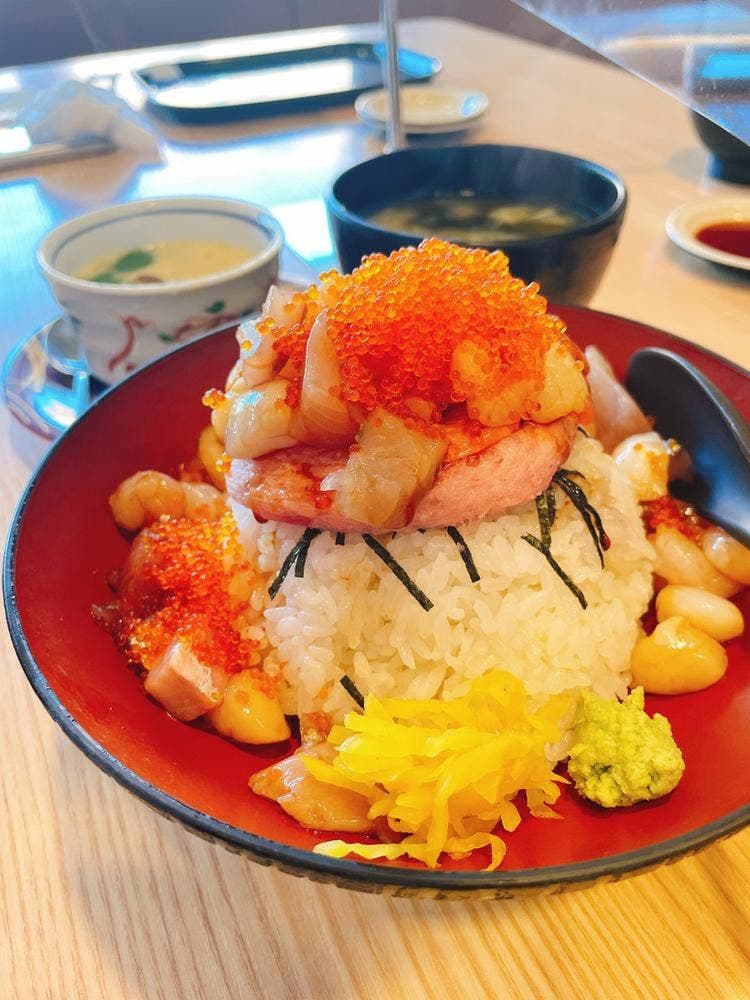 魚屋路 横浜十日市場店
