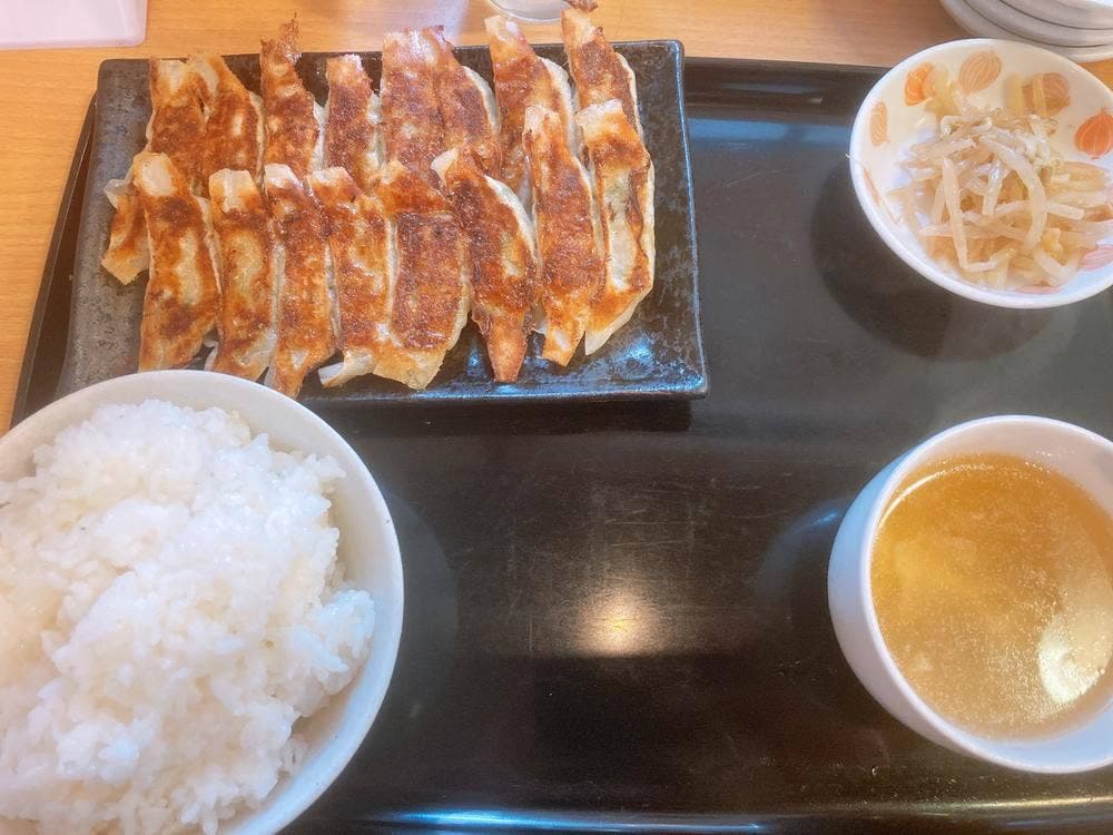 京餃子かつこ