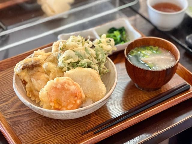 地球畑カフェ 草原をわたる船 - サブ画像1