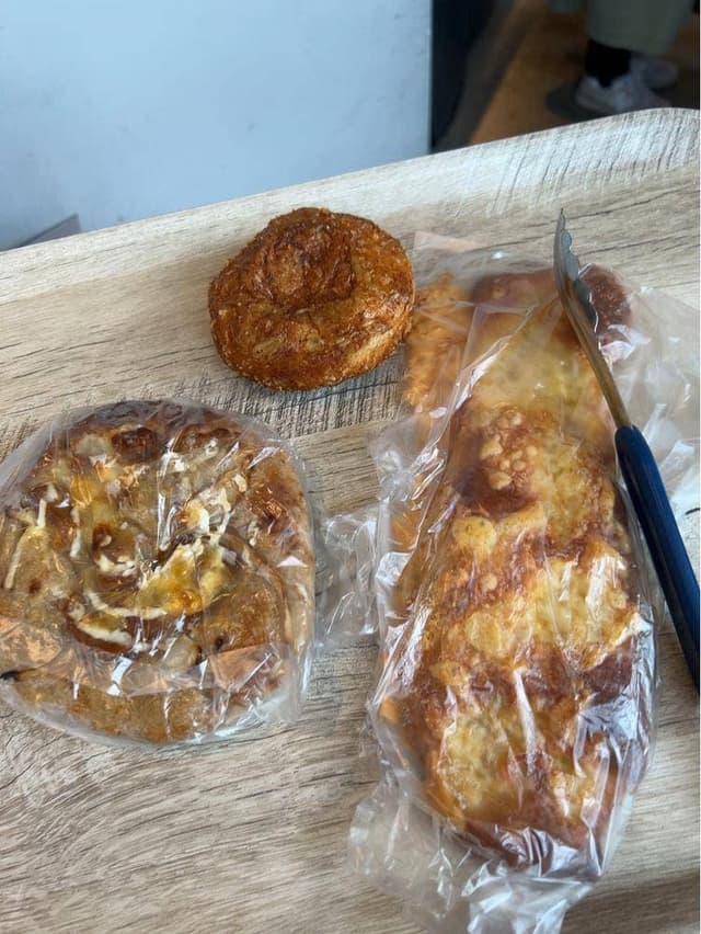 R Baker 立川グリーンスプリングス店 - サブ画像3