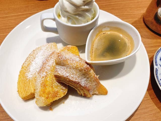 カフェ青山 岡山本店 - サブ画像2