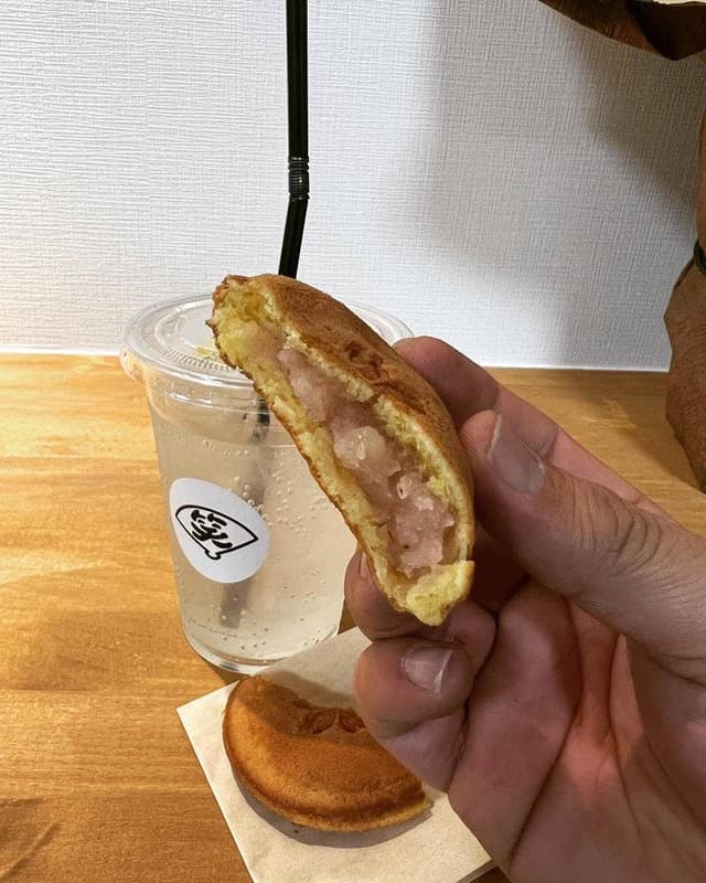 お饅頭とCOFFEEのお店 笑 - サブ画像1