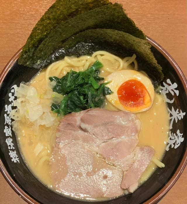 横浜家系ラーメン 光来家 天満店 - サブ画像1