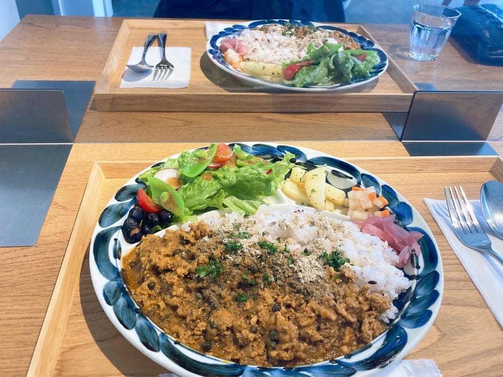 喫茶と食事 みどり