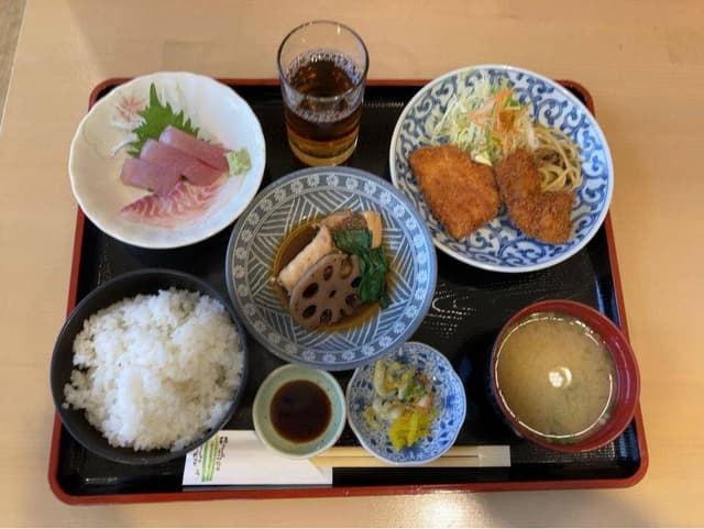 活魚料理 あきやま 朝日町店 - サブ画像3