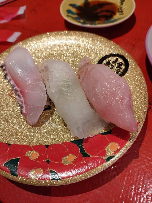 金沢まいもん寿司 マークイズ福岡ももち店 - サブ画像3