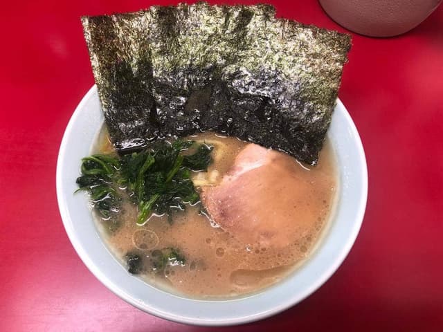 横浜ラーメン 末広家 - サブ画像3