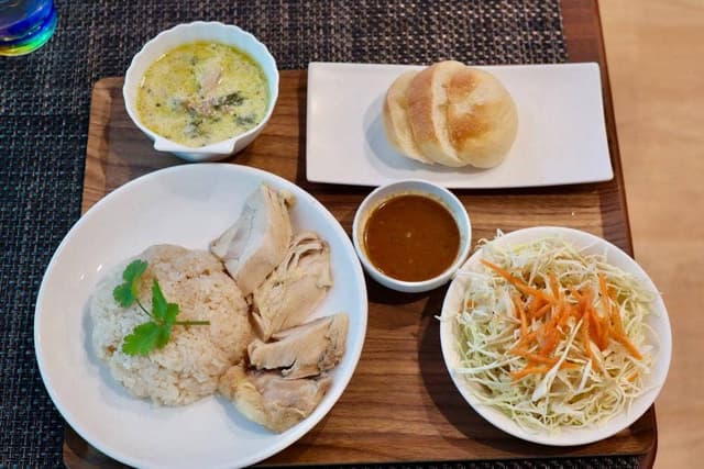 カジュアルタイカレー マッサマン - サブ画像2