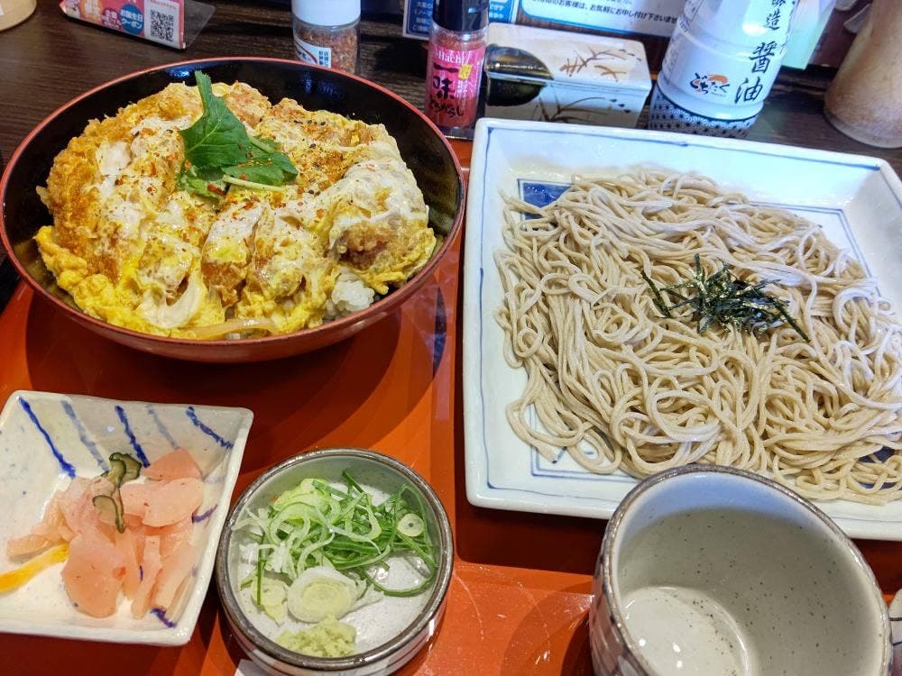 サガミ新川店