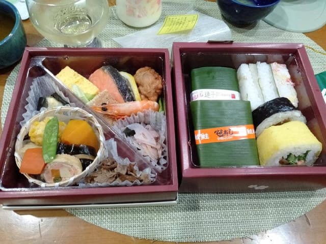 芝寿し とやマルシェ店 - サブ画像2