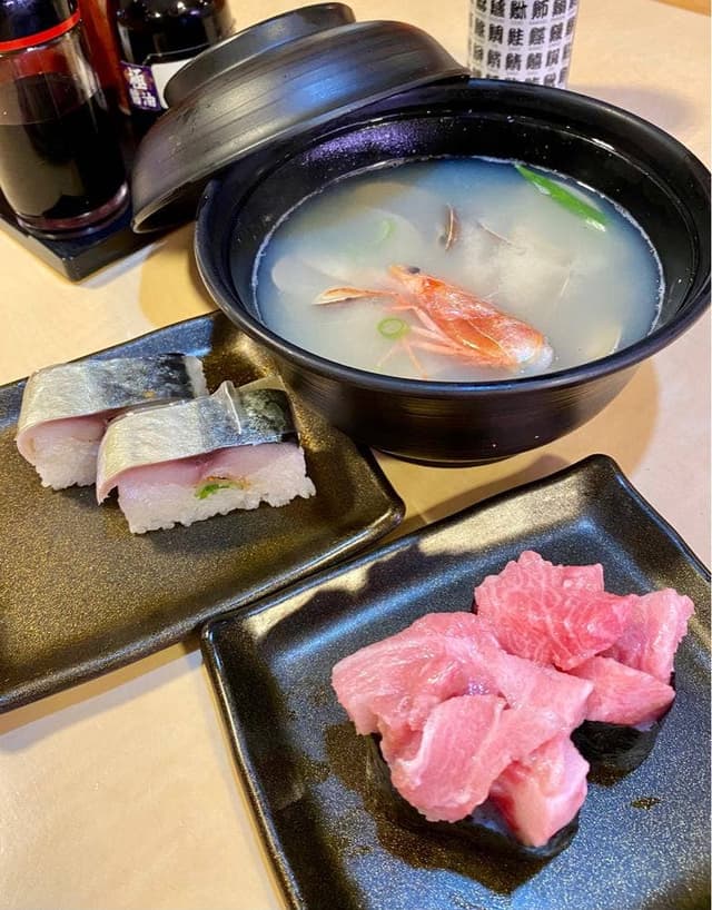 海鮮特急レーン 寿司じじや 八代臨港線店 - サブ画像1