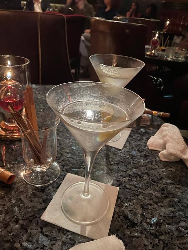 タブローズ ラウンジ - サブ画像1