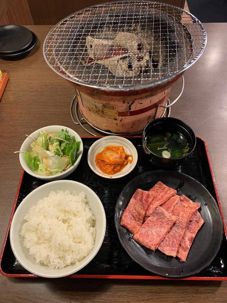 牛繁 要町店