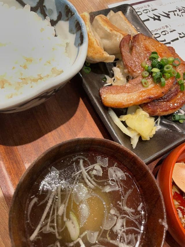 肉汁餃子のダンダダン 新宿店 - サブ画像2