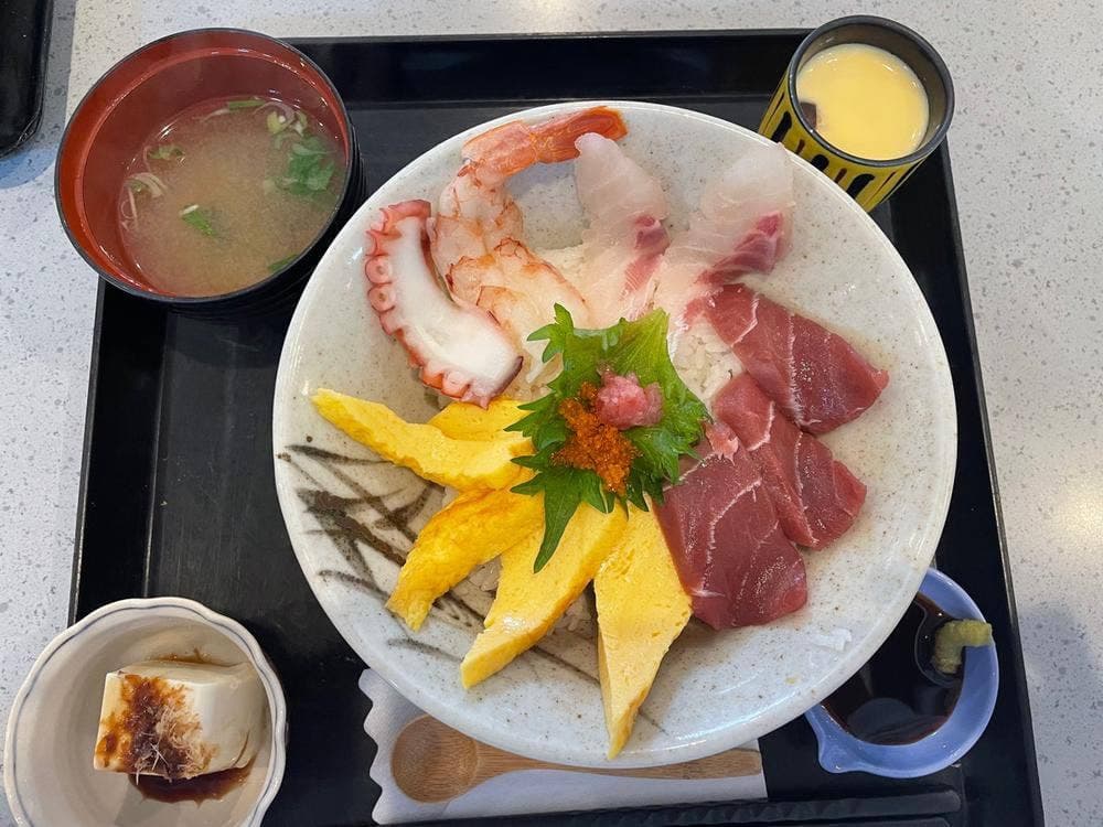 cafe&シーフード JuJu 春日井味和店