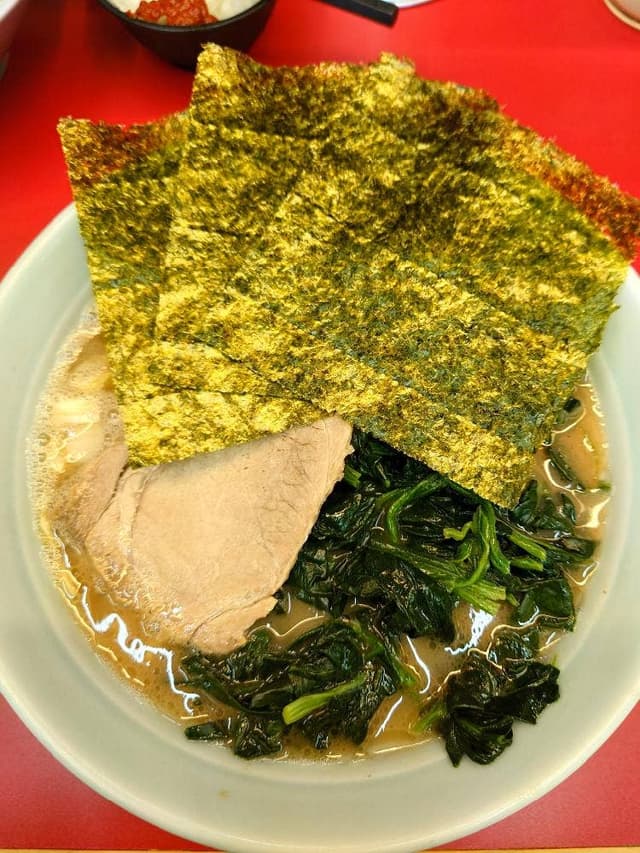 横浜ラーメン 武蔵家 薬園台店 - サブ画像3