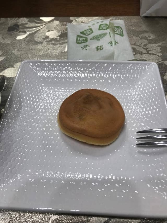 阿闍梨餅本舗 京菓子司 満月 大丸梅田店 - サブ画像1